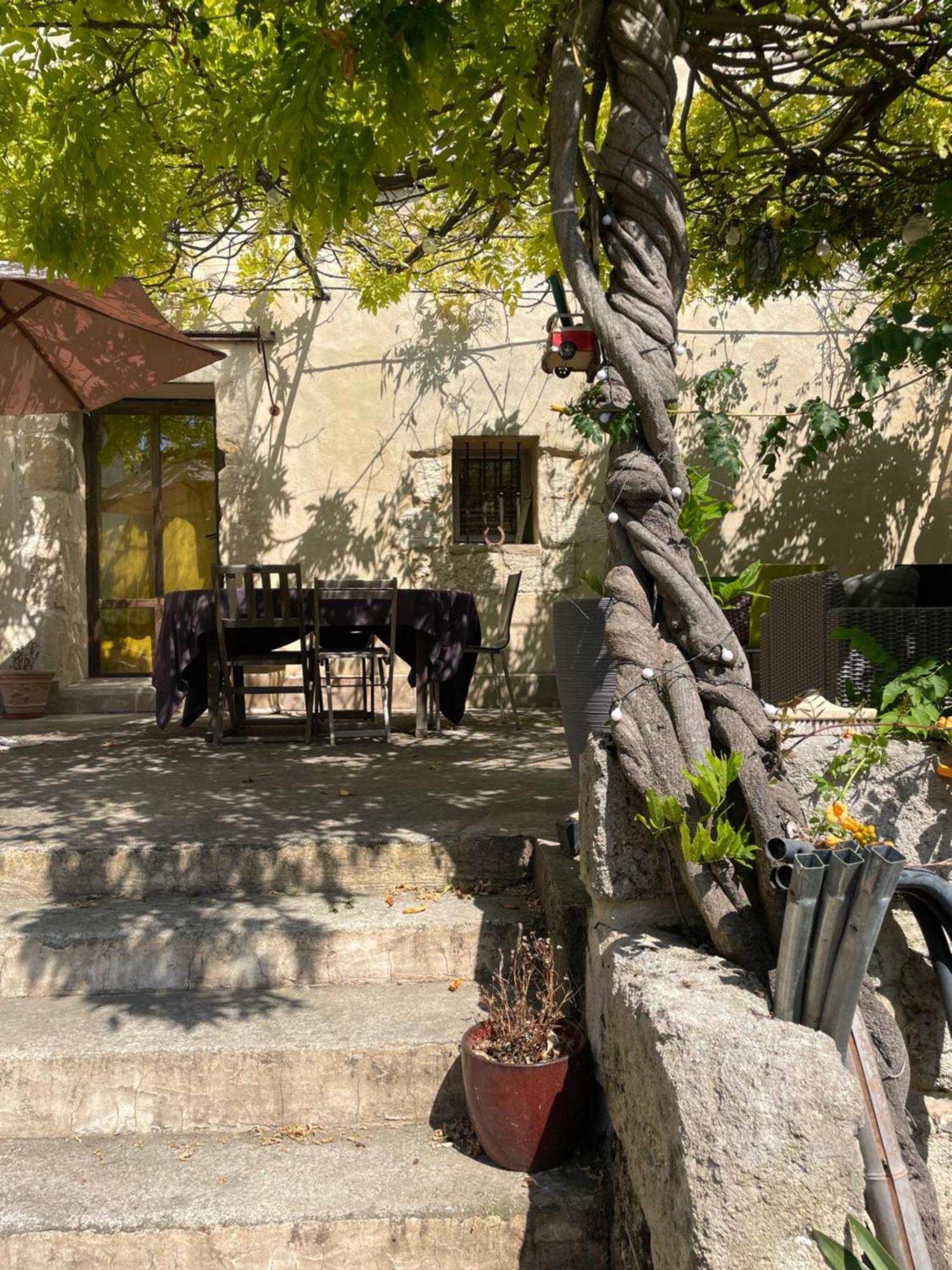 Logement Privatif Sommières Εξωτερικό φωτογραφία